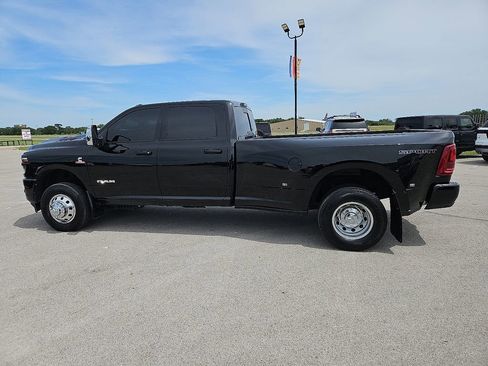 Used 2026 RAM 3500 Laramie w/ Sport Appearance Package AWD/4WD image 3
