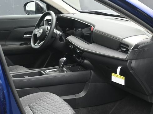 New 2026 Nissan Kicks SV w/ Cold Weather Package AWD/4WD image 6