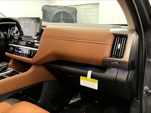 New 2025 Nissan Pathfinder Platinum w/ Cargo Package AWD/4WD image 35