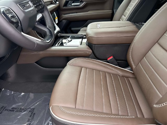 New 2027 GMC Yukon XL Denali Ultimate AWD/4WD image 22