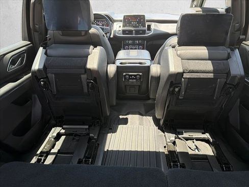 Used 2021 Chevrolet Tahoe High Country w/ Premium Package 2 AWD/4WD image 26