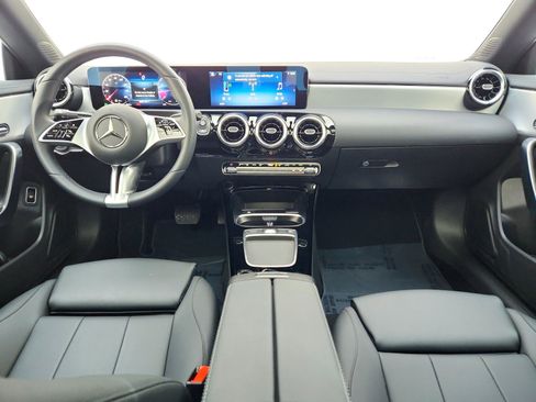 Certified 2026 Mercedes-Benz CLA 250 image 28