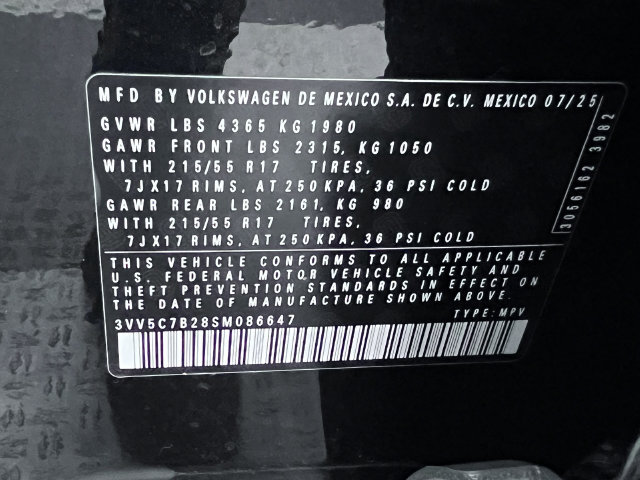 Certified 2025 Volkswagen Taos S FWD image 27