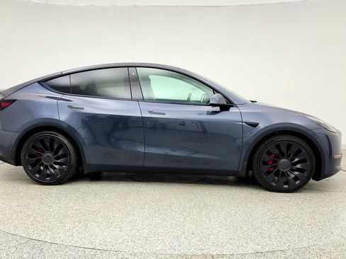 Used 2022 Tesla Model Y Performance AWD/4WD image 4