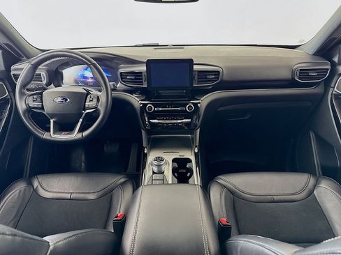 Used 2022 Ford Explorer ST image 13