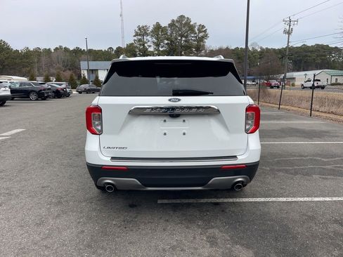 Certified 2023 Ford Explorer Limited w/ Equipment Group 301A image 6