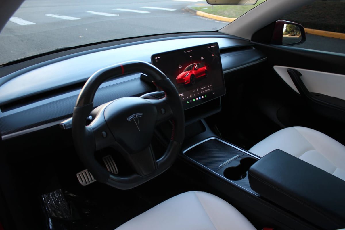 Used 2022 Tesla Model Y Performance AWD/4WD image 13