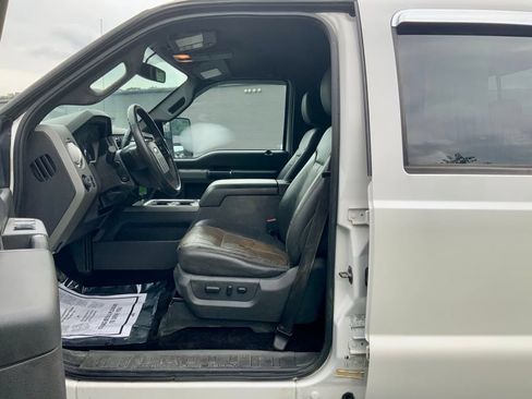 Used 2011 Ford F250 Lariat w/ Chrome Pkg AWD/4WD image 14