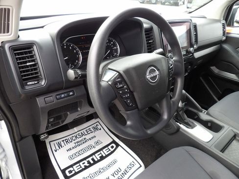 Used 2022 Nissan Frontier S image 16