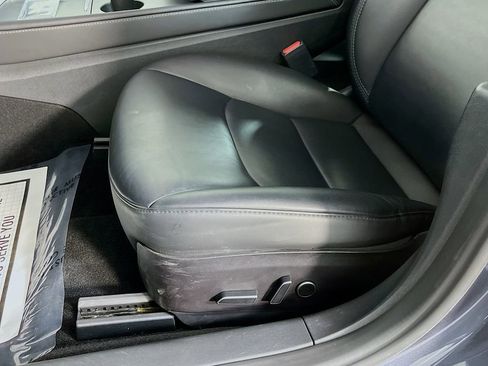Used 2023 Tesla Model 3 Standard Range RWD image 23