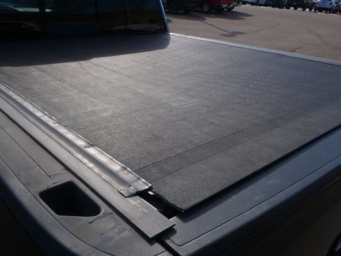 Used 2018 Chevrolet Silverado 1500 High Country image 17