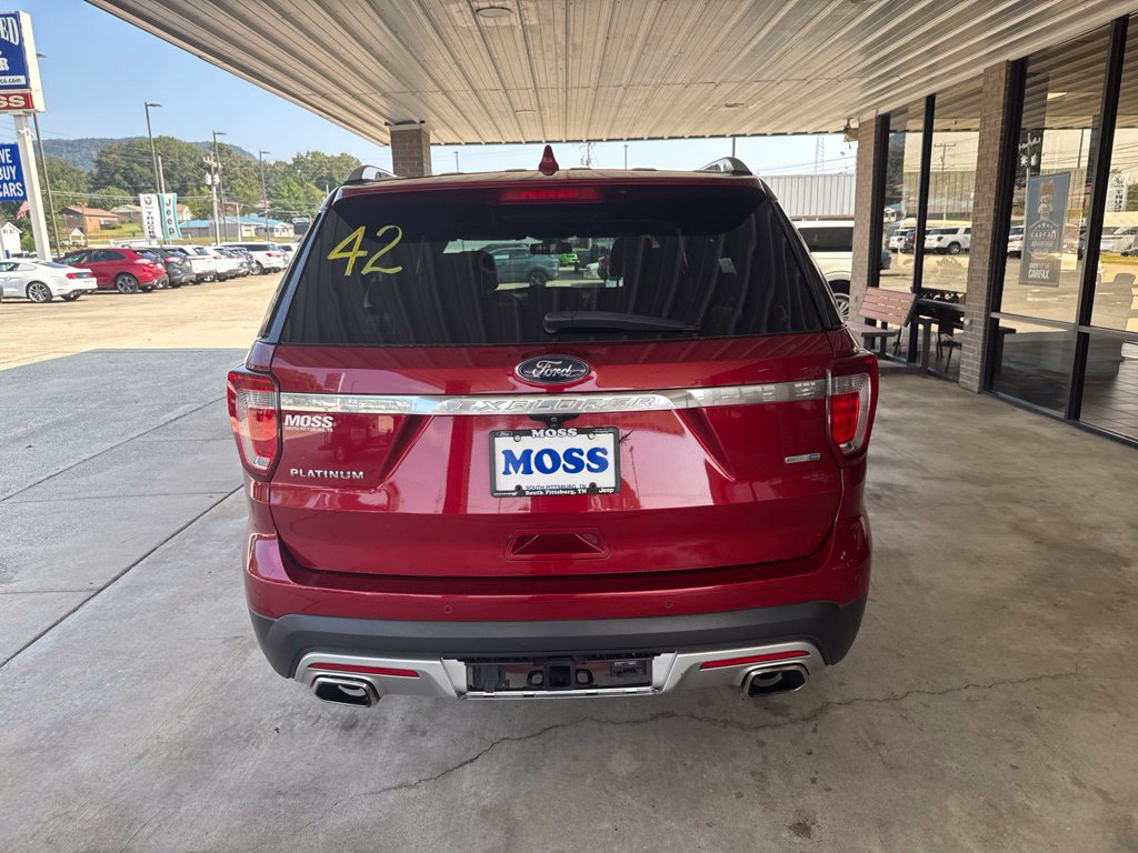 Used 2017 Ford Explorer Platinum AWD/4WD image 5
