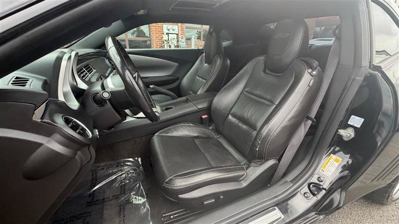 Used 2010 Chevrolet Camaro SS w/ RS Package RWD image 19