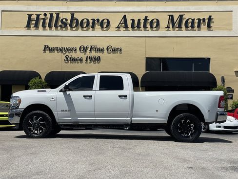 Used 2020 RAM 3500 Tradesman AWD/4WD image 3