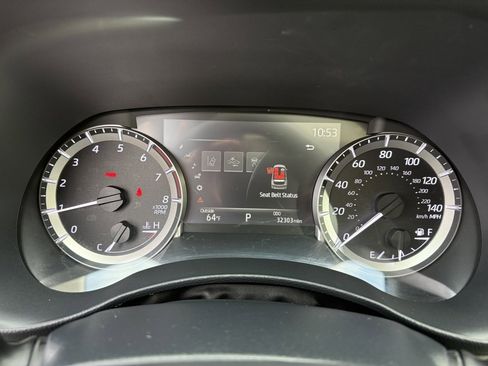 Certified 2023 Toyota Highlander XLE image 35