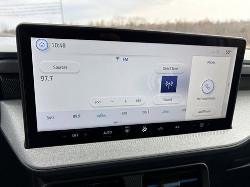 New 2025 Ford Maverick XLT image 47