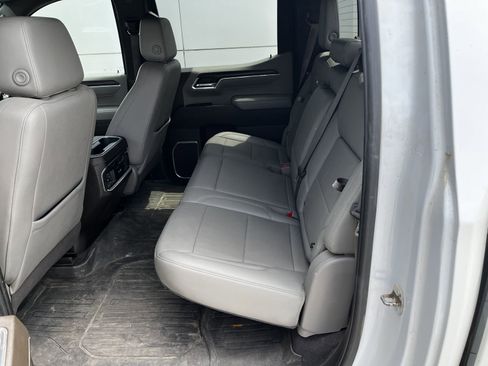 Used 2022 GMC Sierra 1500 SLT w/ SLT Premium Plus Package AWD/4WD image 6