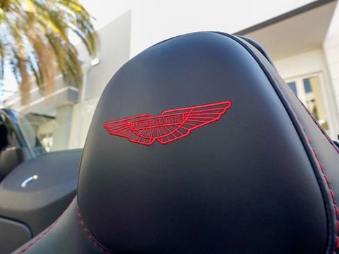 Used 2023 Aston Martin V12 Vantage Roadster image 67