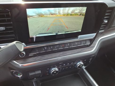 New 2026 GMC Sierra 2500 SLT w/ SLT Convenience Package image 18