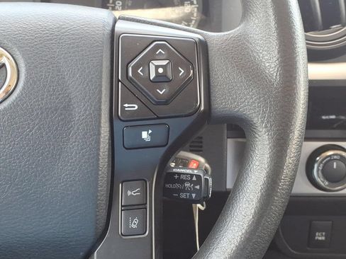 Used 2018 Toyota Tacoma SR w/ SR Convenience Package AWD/4WD image 25