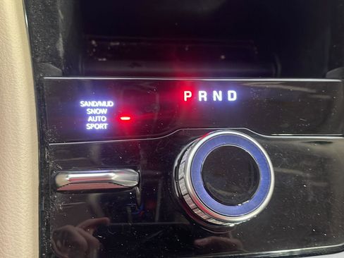 Used 2022 Jeep Grand Cherokee L Limited w/ Trailer Tow Group (B) image 22