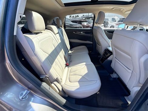 Used 2021 Lincoln Nautilus Reserve w/ Cargo Utility Package image 30