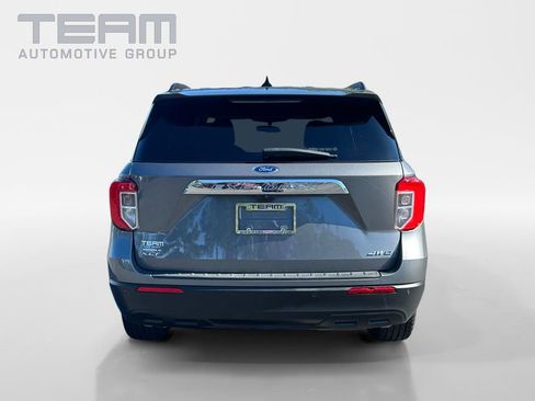 Used 2023 Ford Explorer XLT image 6