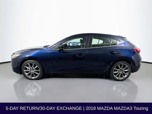 Used 2018 MAZDA MAZDA3 Touring FWD image 5