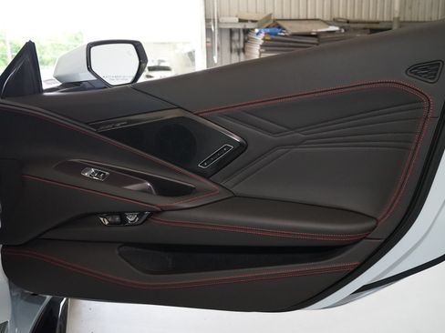 Used 2024 Chevrolet Corvette Z06 w/ Stealth Interior Trim Package RWD image 21