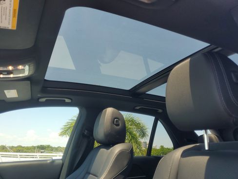 Used 2022 Mercedes-Benz GLE 350 image 18