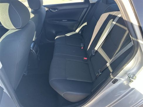 Used 2019 Nissan Sentra S image 22