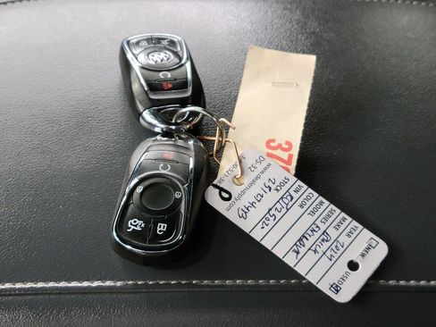 Used 2024 Buick Enclave Premium image 29