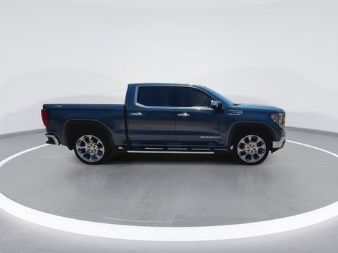 Used 2024 GMC Sierra 1500 SLT w/ SLT Premium Plus Package AWD/4WD image 12