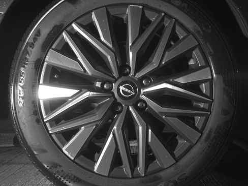 Used 2025 Nissan Altima 2.5 SV image 15