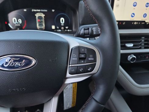 New 2026 Ford Explorer Active image 22