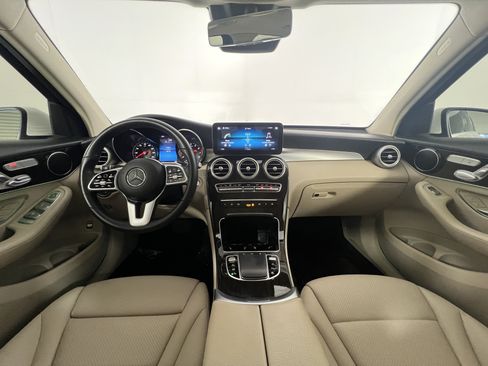 Used 2022 Mercedes-Benz GLC 300 image 11