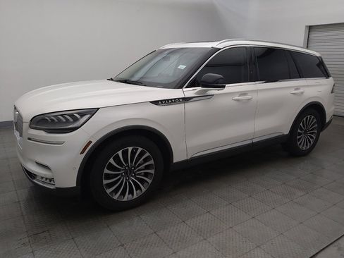 Used 2020 Lincoln Aviator Reserve w/ Equipment Group 201A RWD image 2