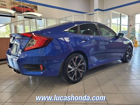 Used 2020 Honda Civic Sport image 4
