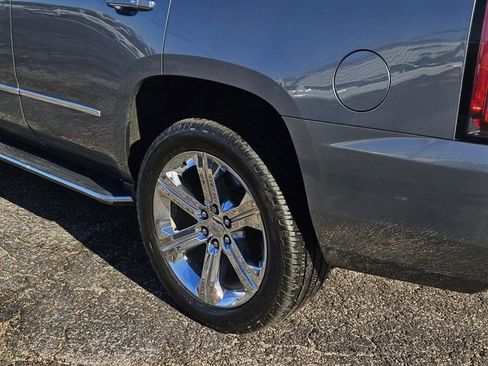 Used 2018 GMC Yukon Denali w/ Open Road Package image 8