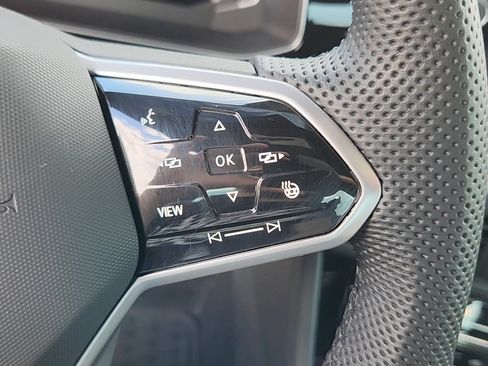 Used 2025 Volkswagen Jetta GLI Autobahn FWD image 14