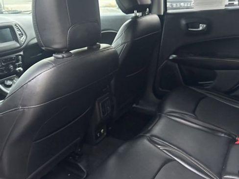 Used 2018 Jeep Compass Latitude w/ Popular Equipment Group image 23