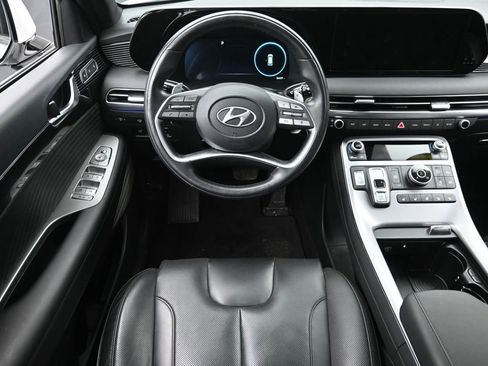 Used 2024 Hyundai Palisade Calligraphy image 12