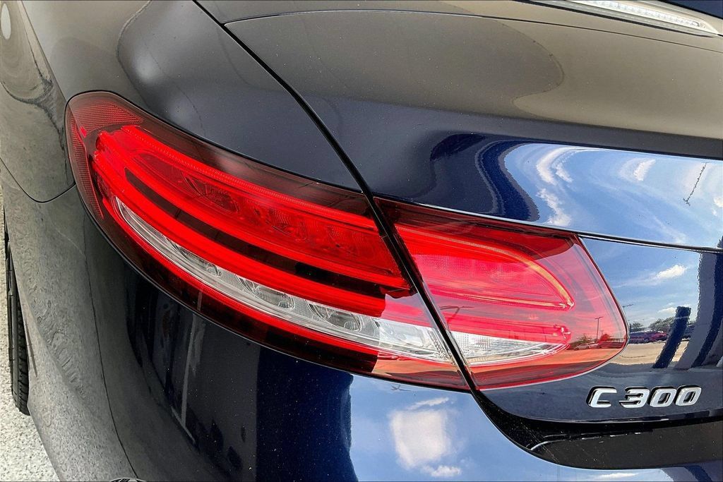 Used 2020 Mercedes-Benz C 300 Cabriolet image 39