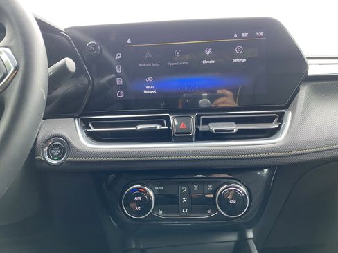 Used 2025 Chevrolet TrailBlazer ACTIV w/ Convenience Package image 24