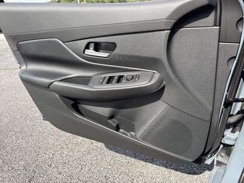 Used 2026 Nissan Sentra SV w/ SV Convenience Package FWD image 15