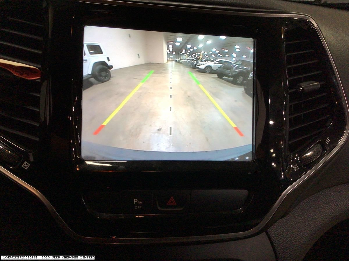 Used 2020 Jeep Cherokee Limited FWD image 14