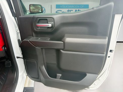 Used 2024 Chevrolet Silverado 1500 W/T w/ Z71 Off-Road Package image 29