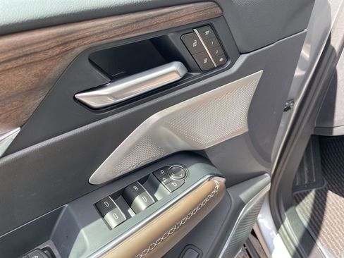 New 2026 GMC Acadia Denali Ultimate image 17