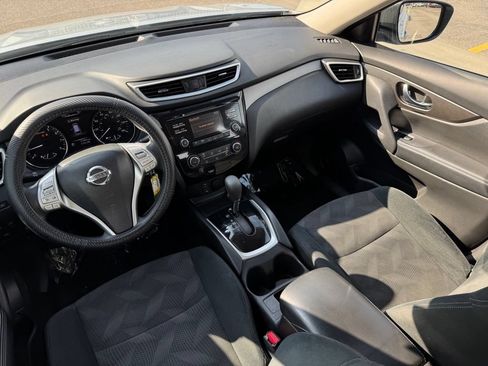 Used 2015 Nissan Rogue S AWD/4WD image 10