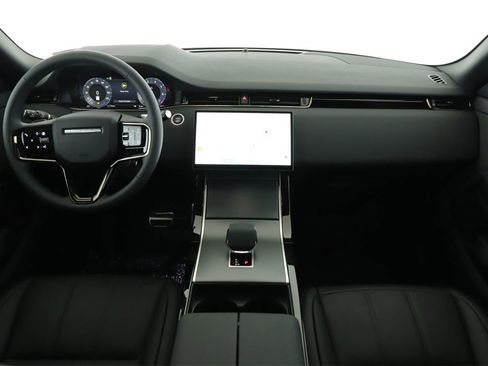 New 2024 Land Rover Range Rover Evoque Dynamic SE image 19